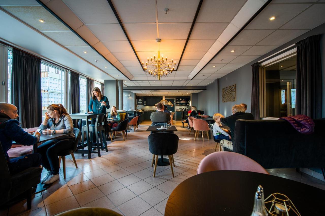 Enter Amalie Hotel 4*